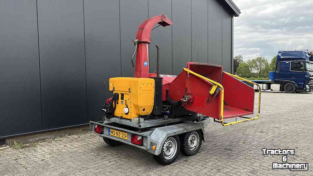 Déchiqueteuse de bois TP 200 DHM Mobile