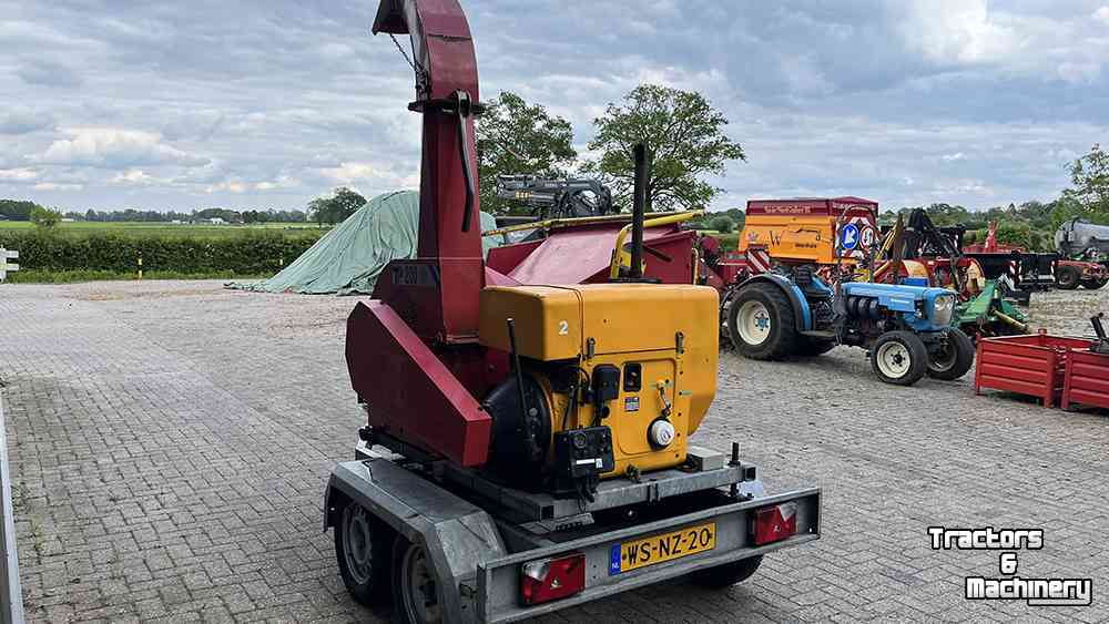 Déchiqueteuse de bois TP 200 DHM Mobile