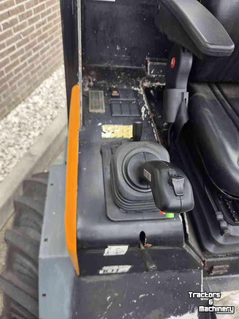Chargeuse sur pneus Giant V6004T X-tra