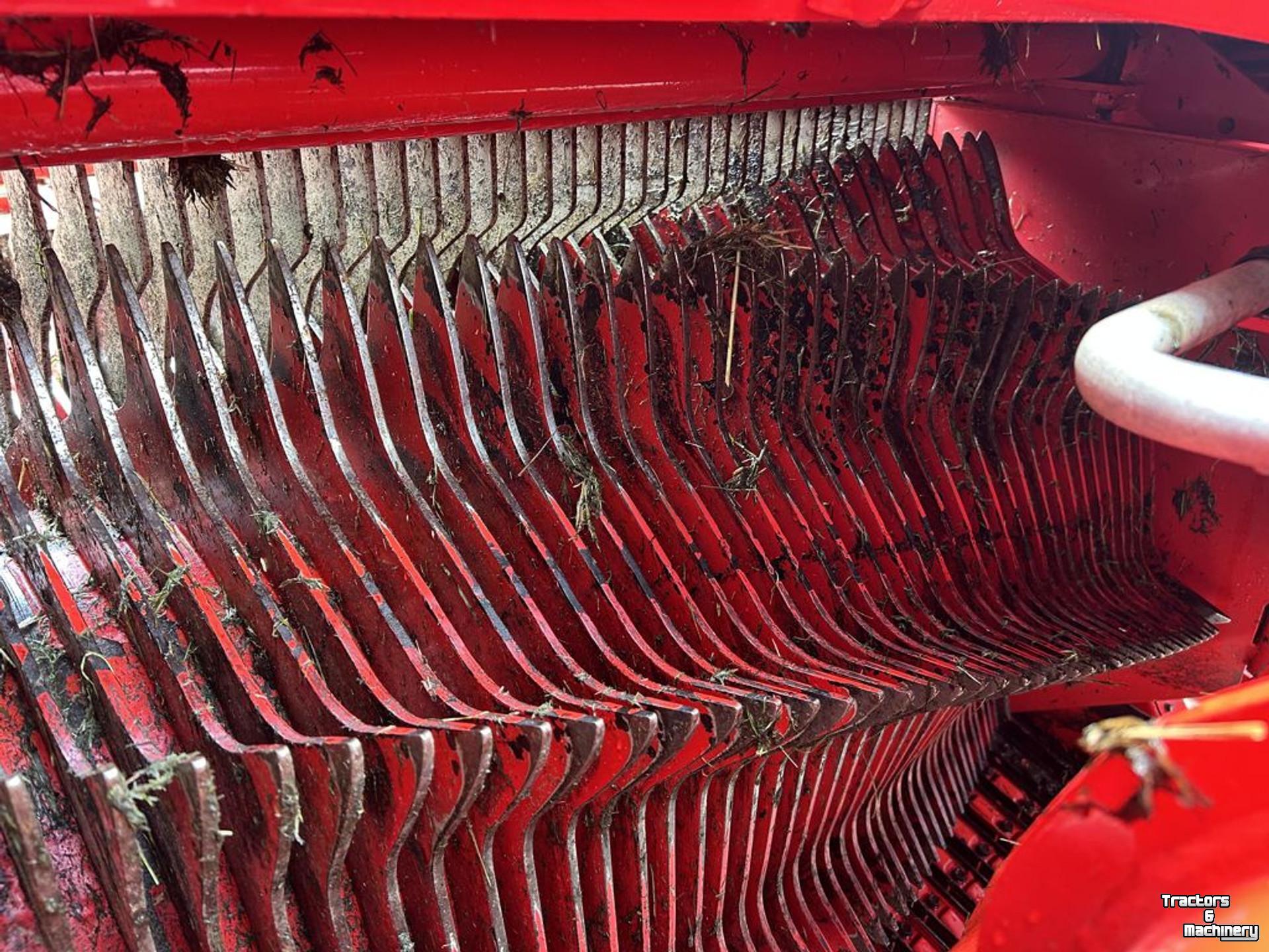 Autochargeuse Pottinger FARO 4000 D