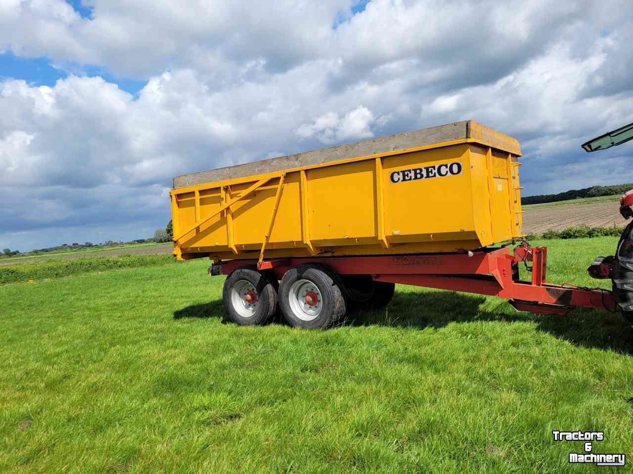 Benne agricole Cebeco T 10