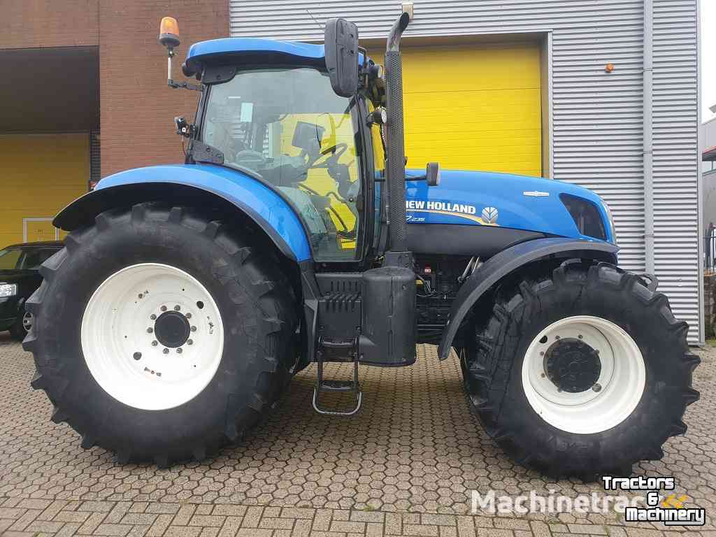 Tracteur New Holland T7.235