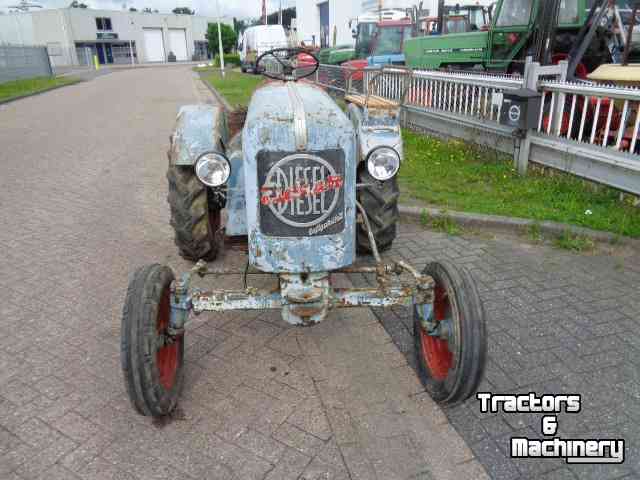 Tracteurs anciens Eicher E15