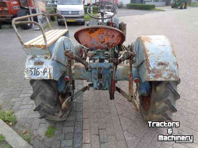 Tracteurs anciens Eicher E15