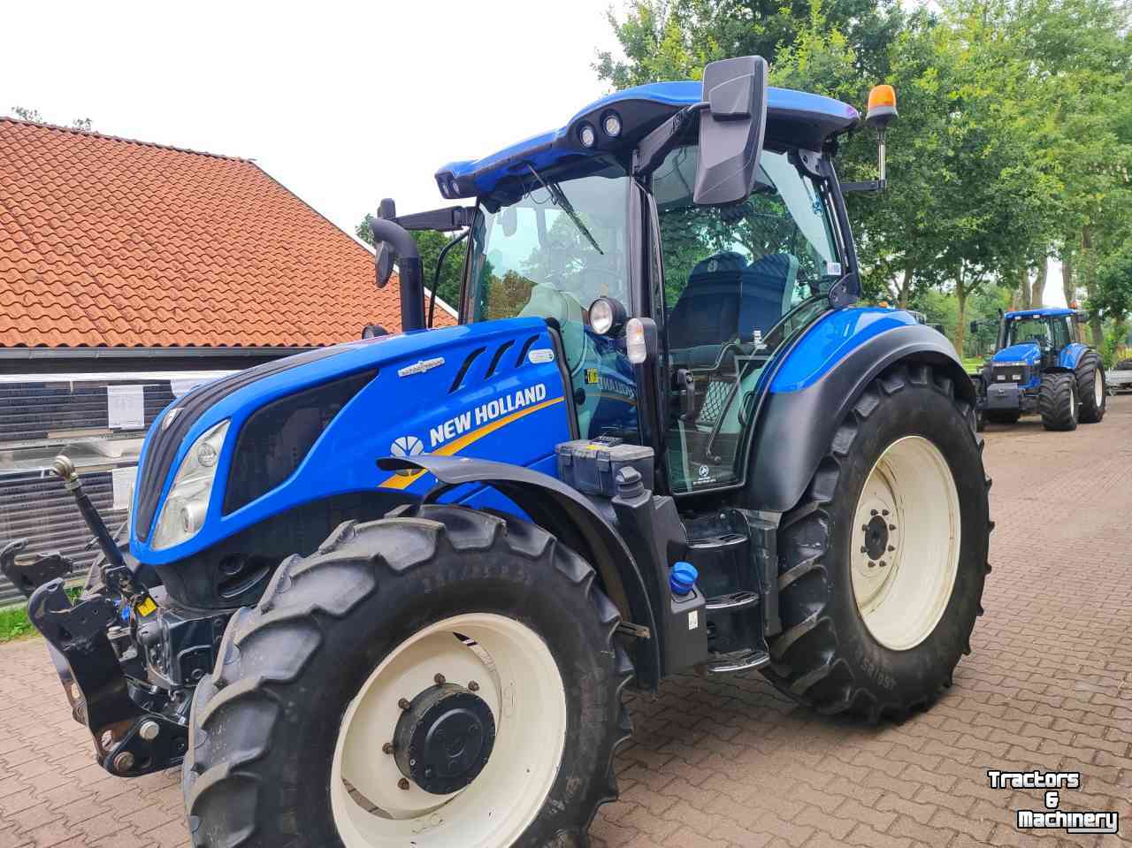 Tracteur New Holland T5.140 AC VERKOCHT