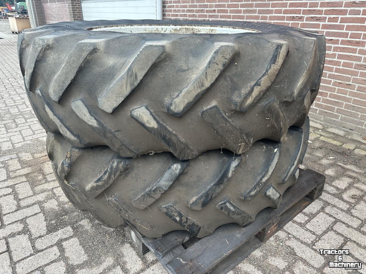 Roues, Pneus, Jantes, Barillets Jumelage Good Year Good Year banden 18.4 R38