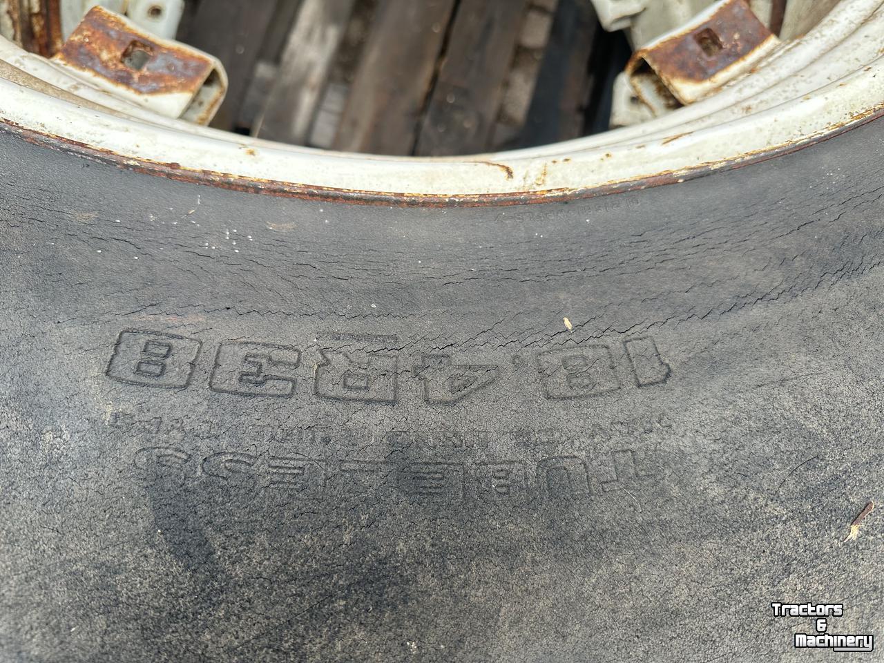 Roues, Pneus, Jantes, Barillets Jumelage Good Year Good Year banden 18.4 R38
