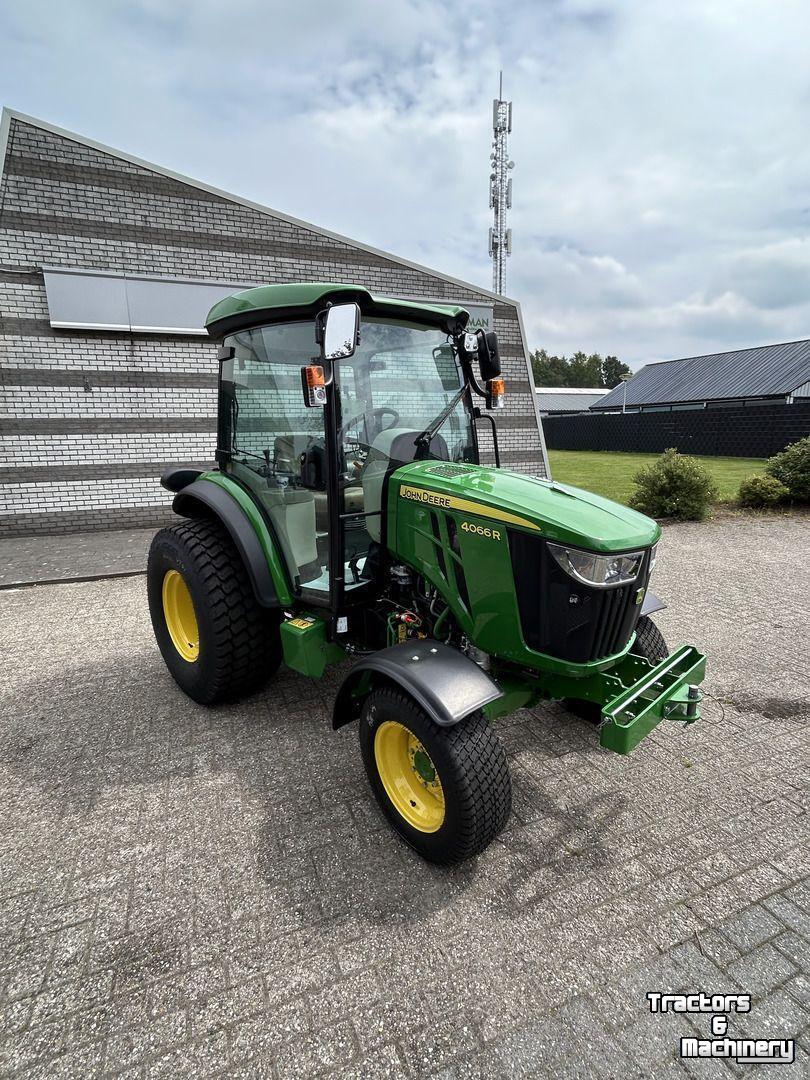 Tracteur pour vignes et vergers John Deere 4066R
