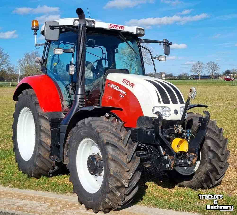 Tracteurs Steyr 4130 Profi CVT