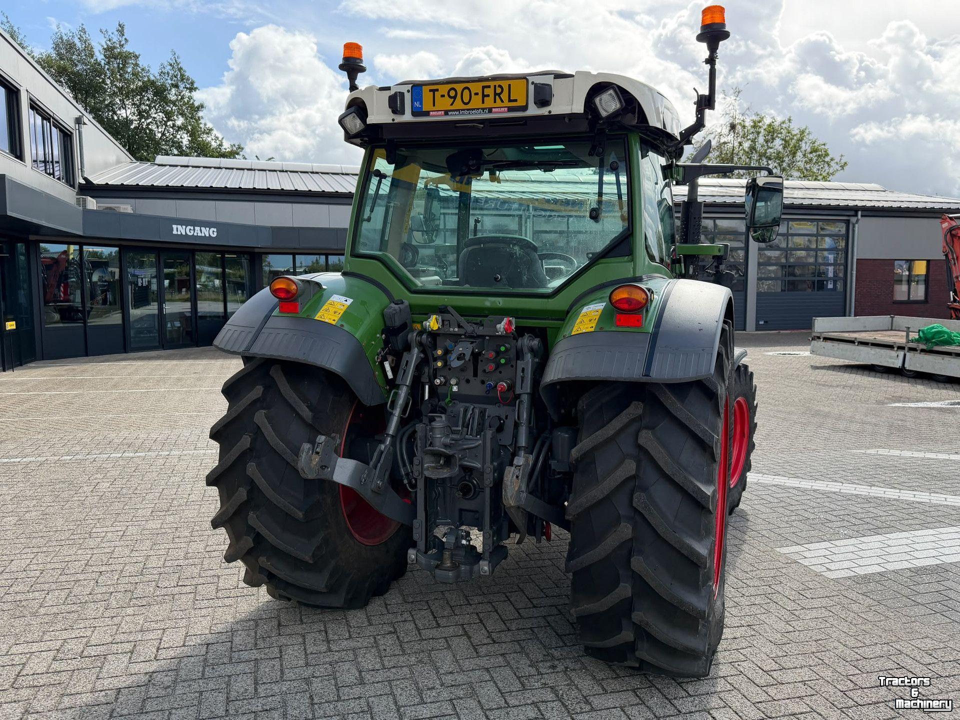 Tracteur Fendt 211 VARIO FENDT