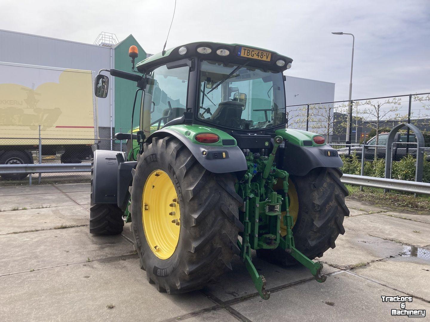 Tracteur John Deere 6125R