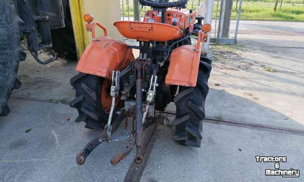 Tracteur pour horticulture Kubota B5000 4WD Mini-tractor