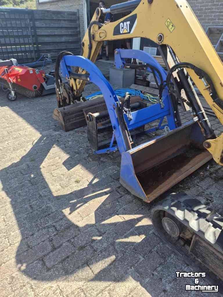 Chargeur frontal Iseki TM 3215