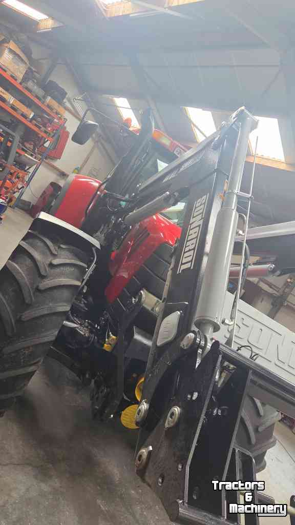 Chargeur frontal Steyr cvt