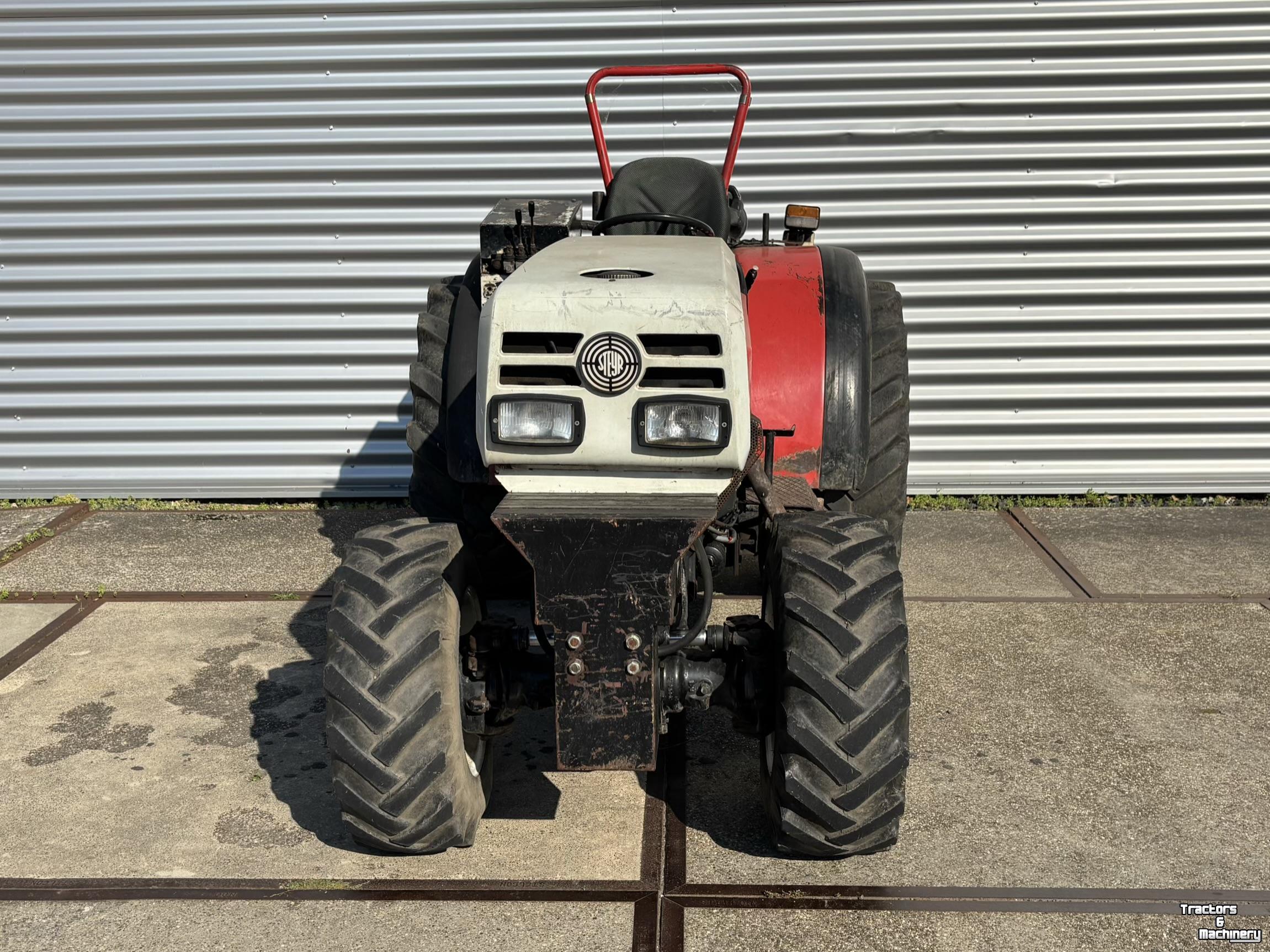 Tracteur Steyr 968