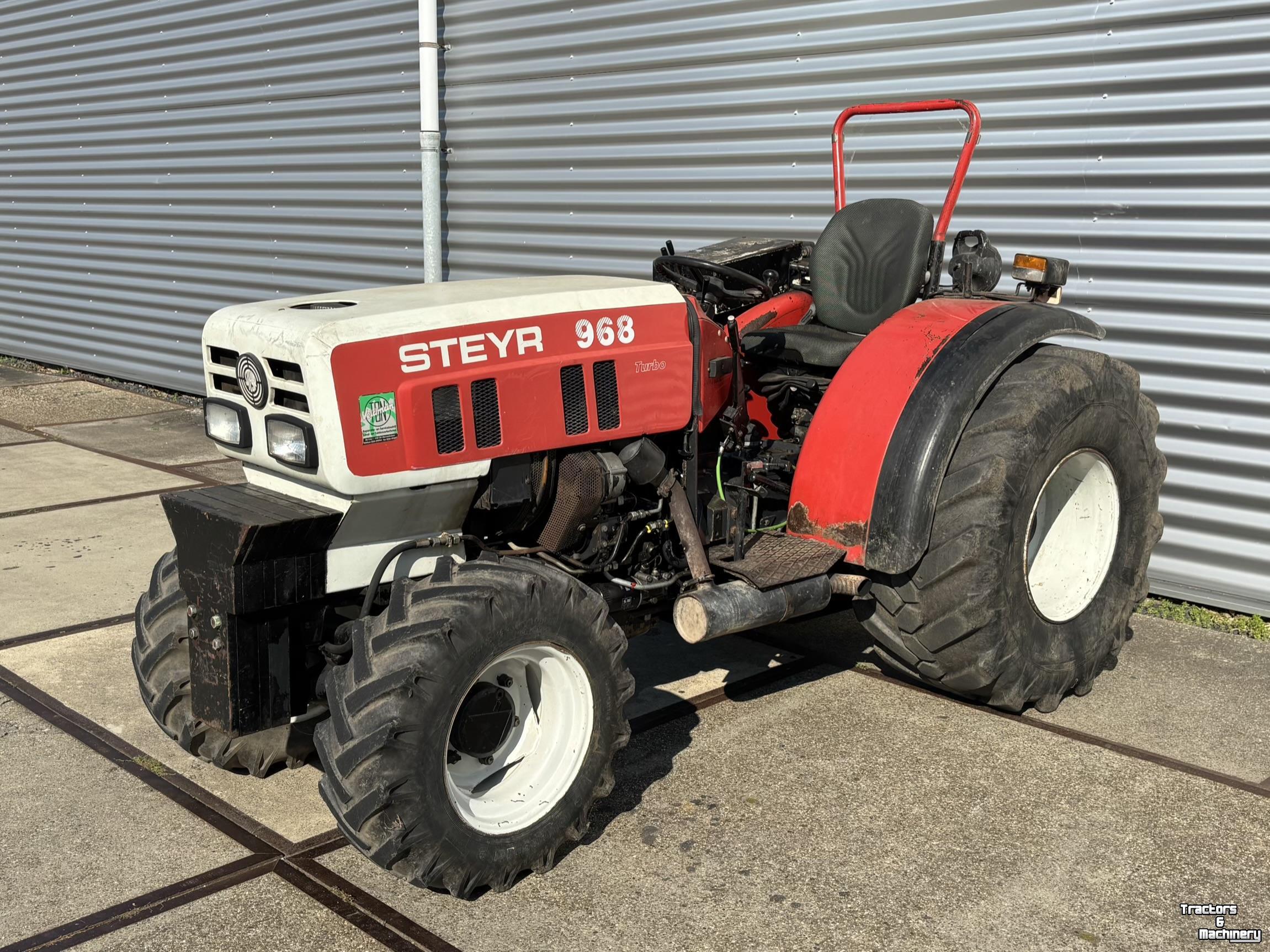 Tracteur Steyr 968