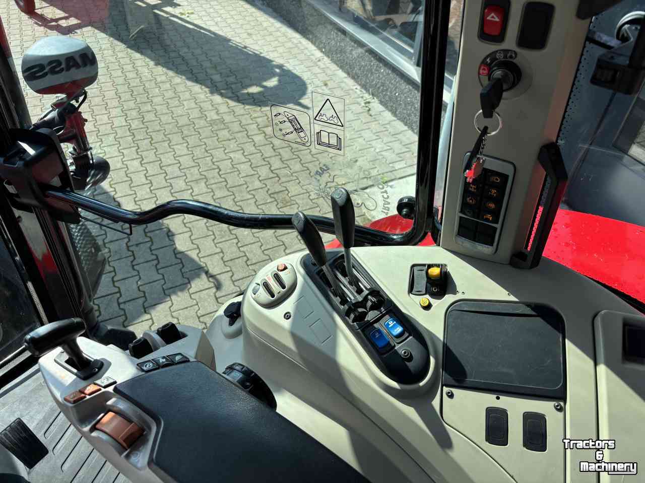 Tracteur Massey Ferguson 5711 SL Dyna- 4 Efficiënt