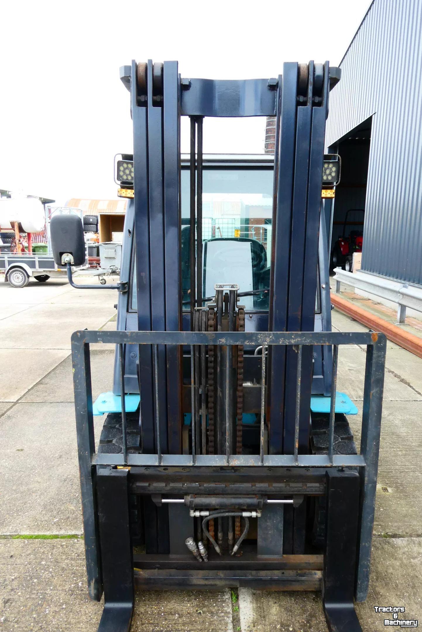 Chariot élévateur Baoli KBD35 Diesel