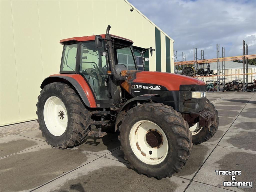 Tracteur New Holland 8160