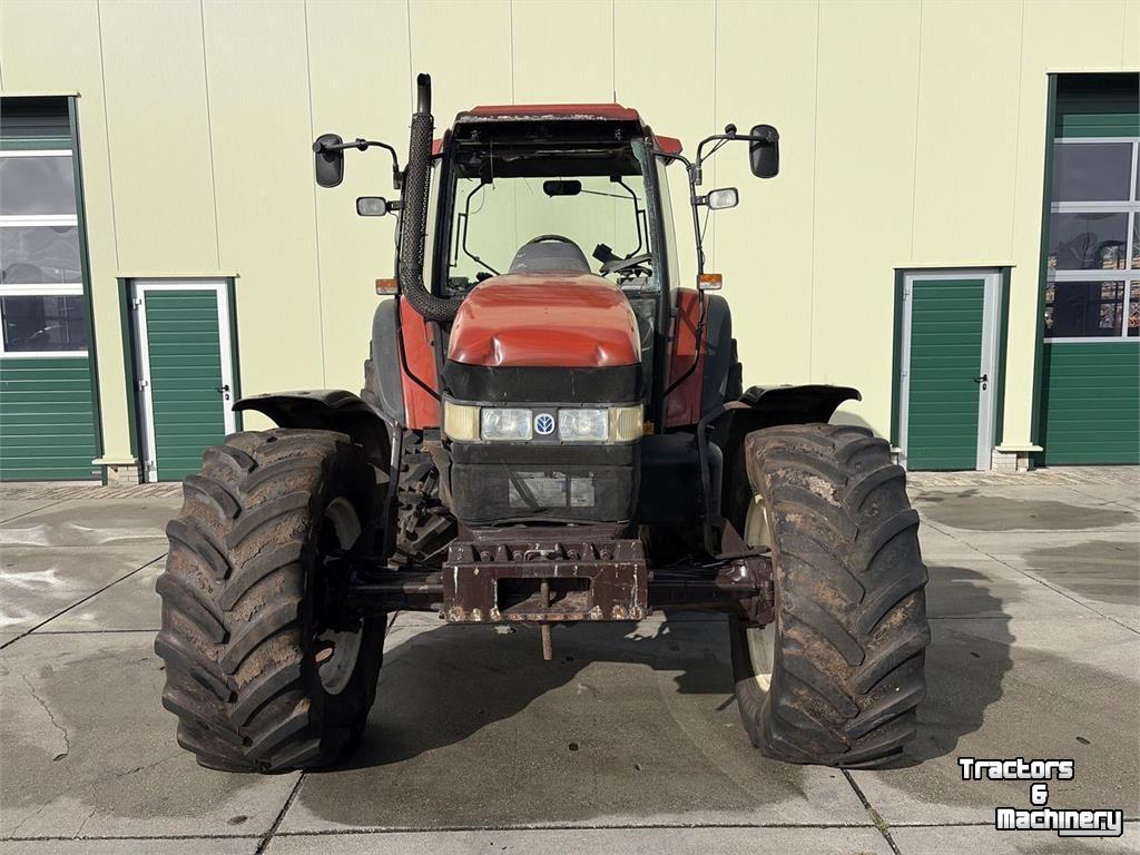 Tracteur New Holland 8160