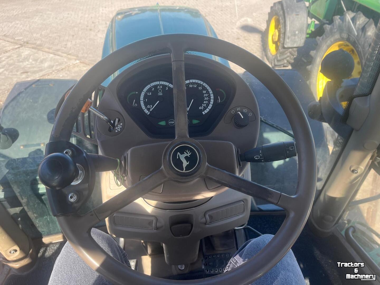 Tracteur John Deere 6150R