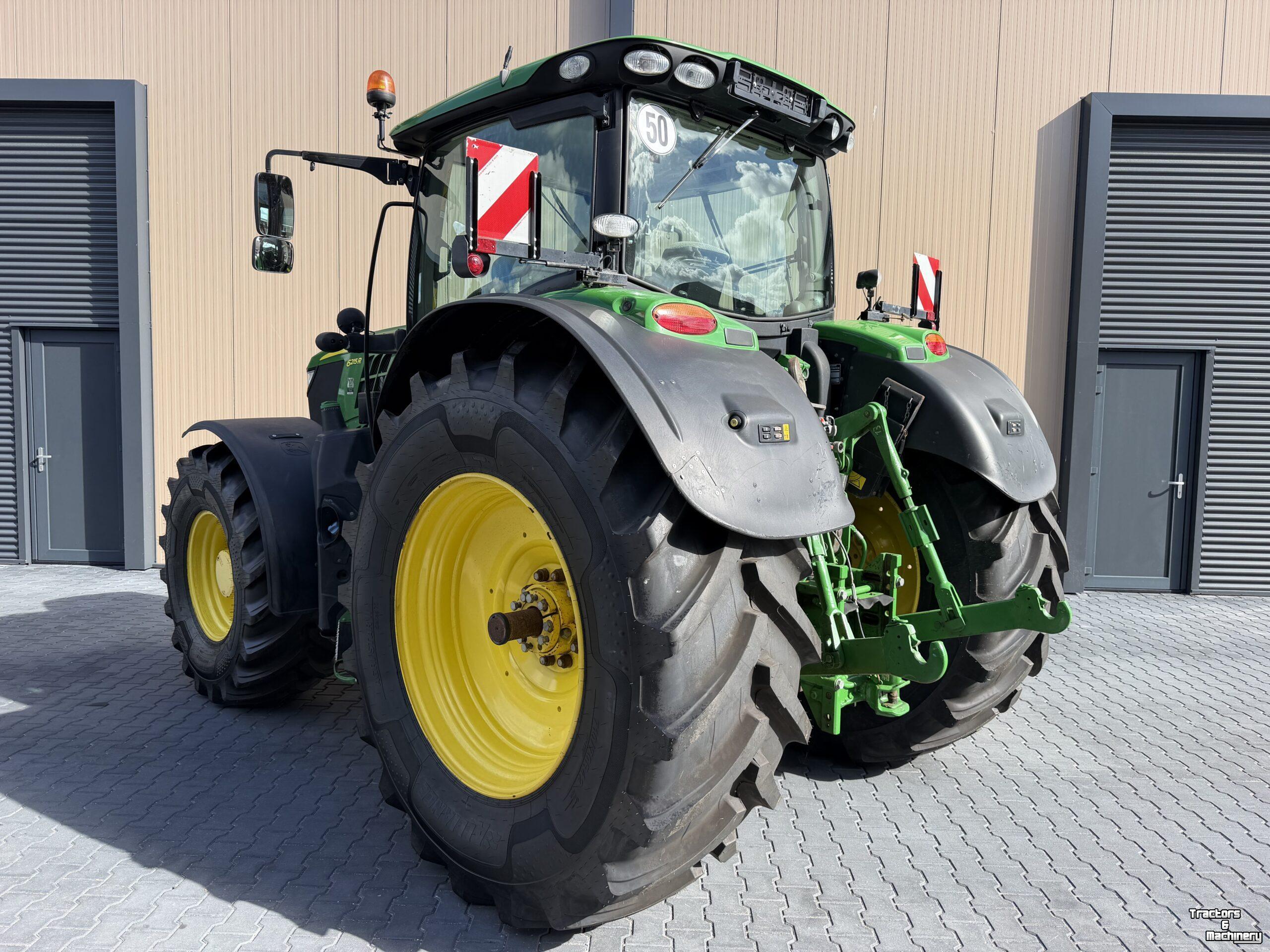 Tracteur John Deere 6215R