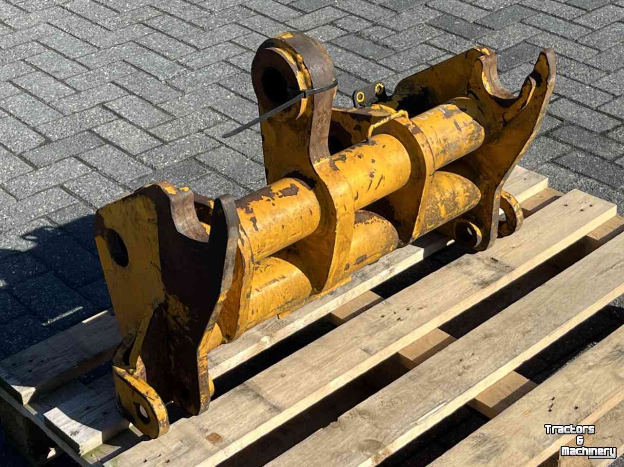 Attaches rapides godets Manitou Snelwissel Manitou passend aan JCB 531-536-541 verreiker