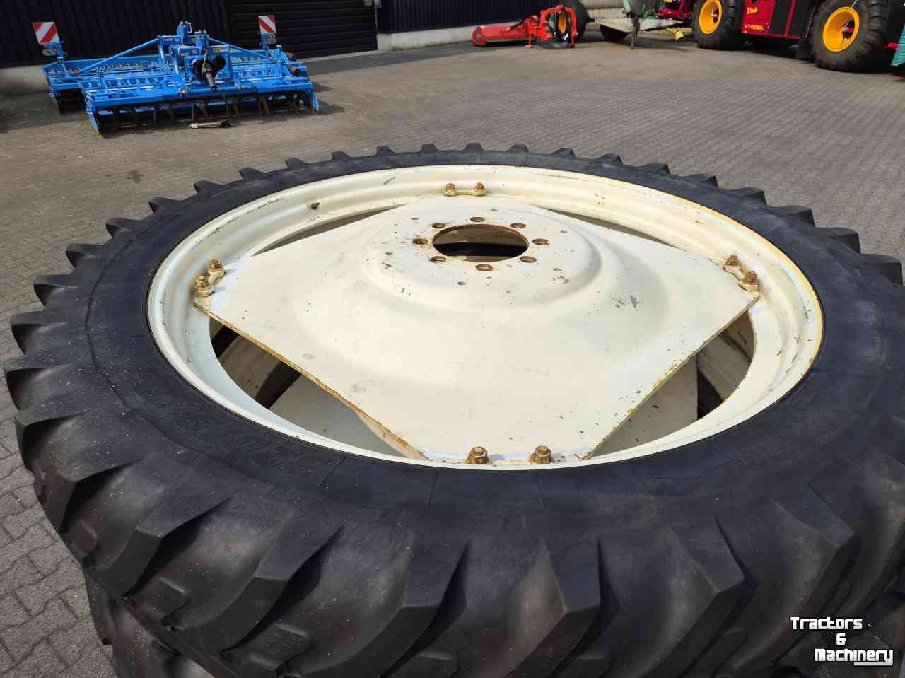 Roues, Pneus, Jantes, Barillets Jumelage Michelin 4 stuks 320/90R54, cultuurwielen veldspuit