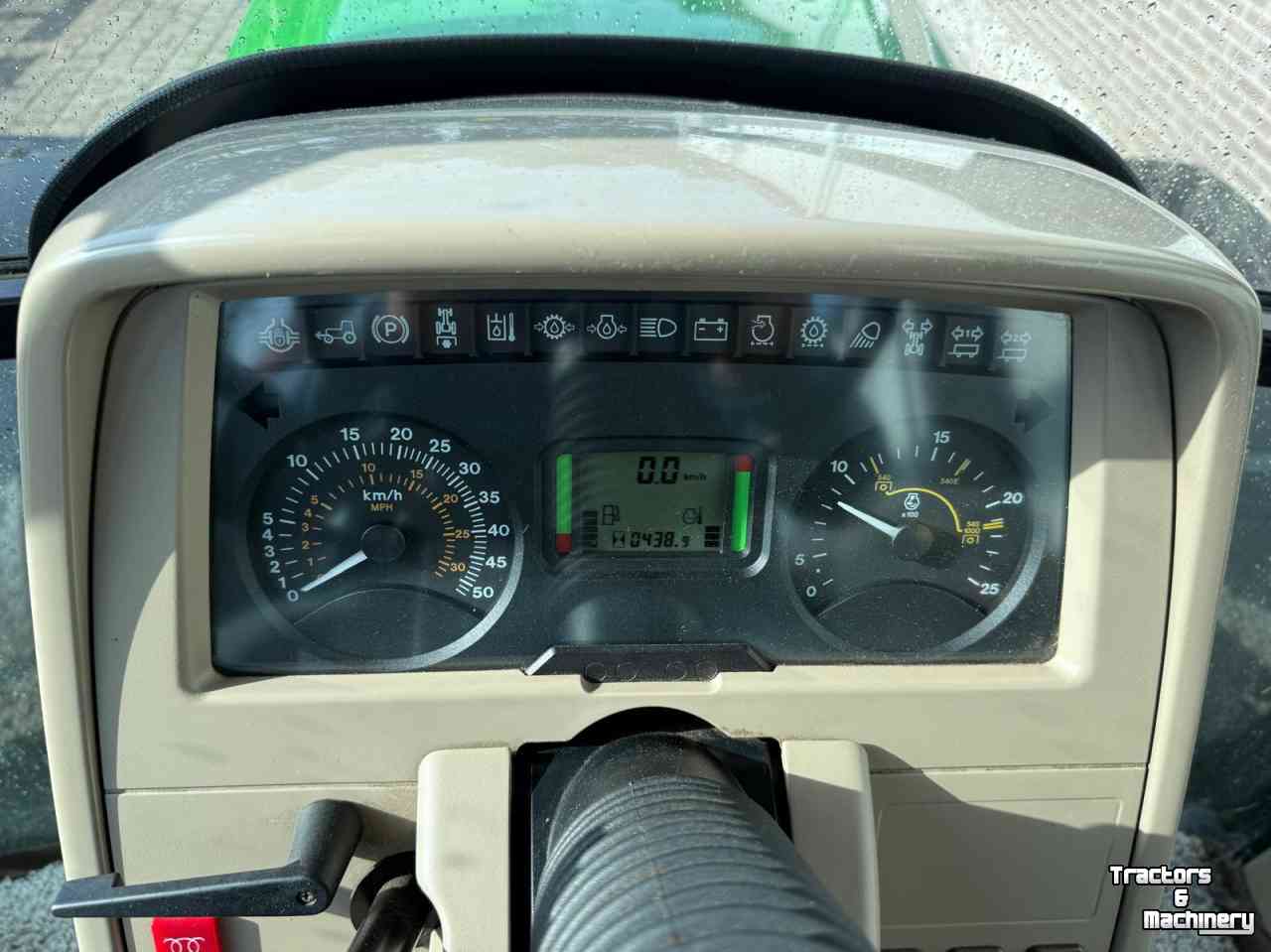 Tracteur John Deere 6120 SE
