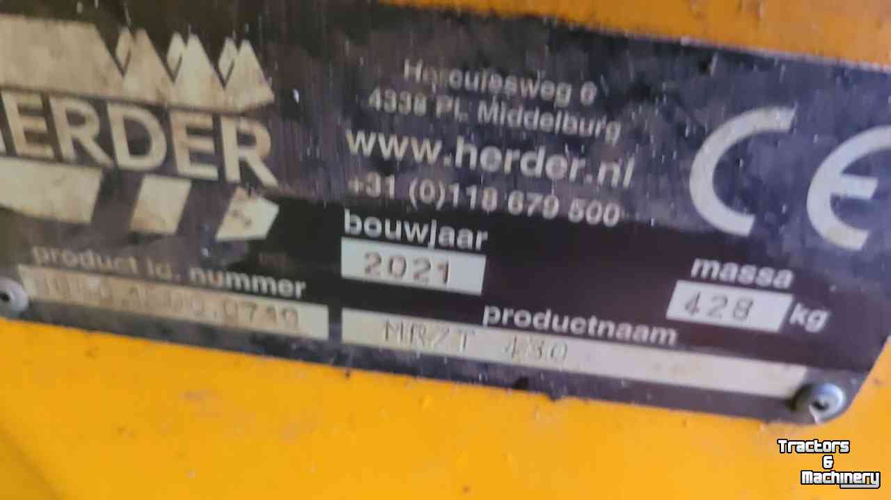 Benne de fauche Herder MRZT 430