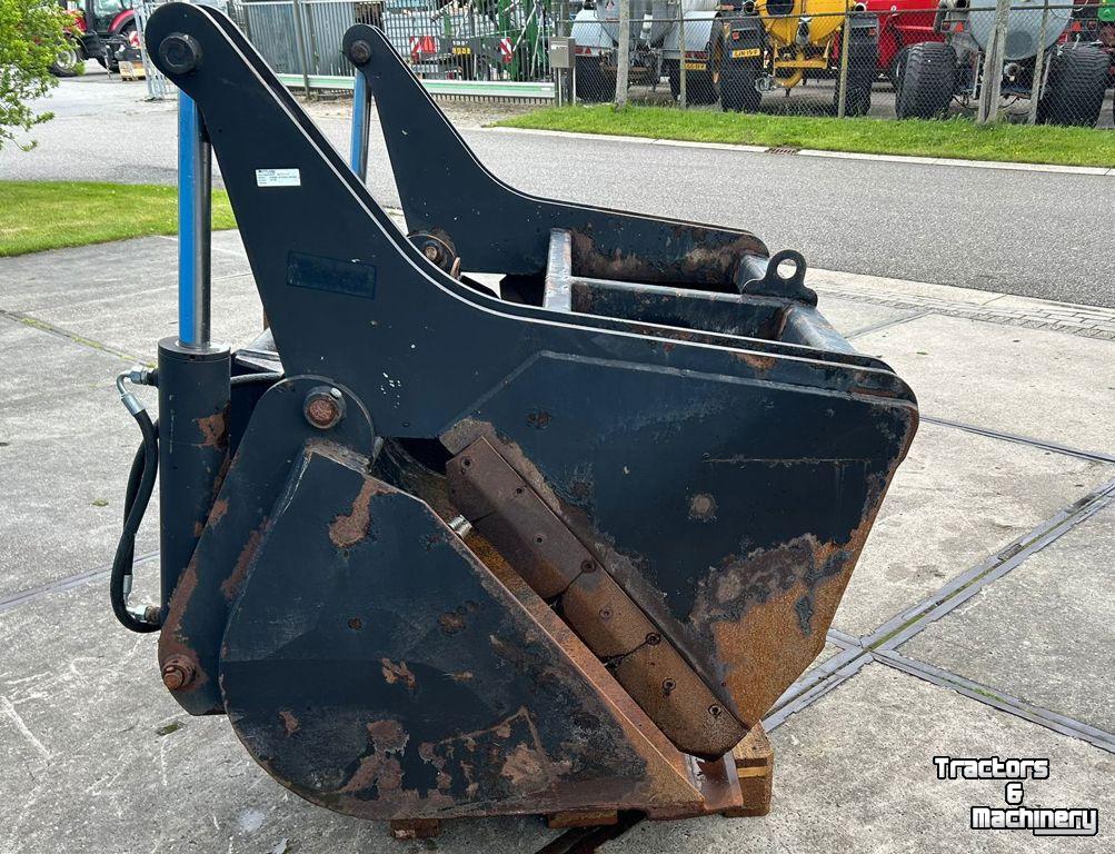 Coupe-blocs d'ensilage  VTM Kuilhapper met manitou aansluiting