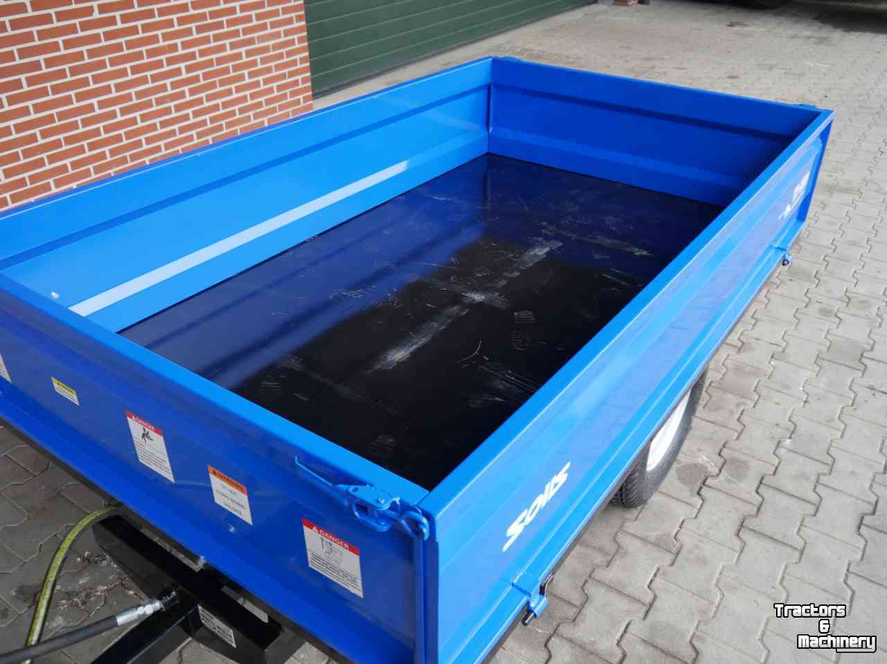 Benne agricole Solis TS 1500 1,5t kipper NIEUW