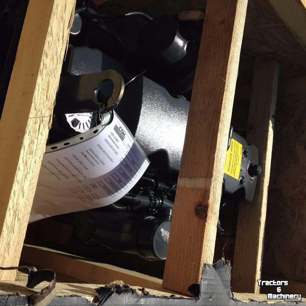 Moteur New Holland T6050 motor 2 stuks NIEUW!