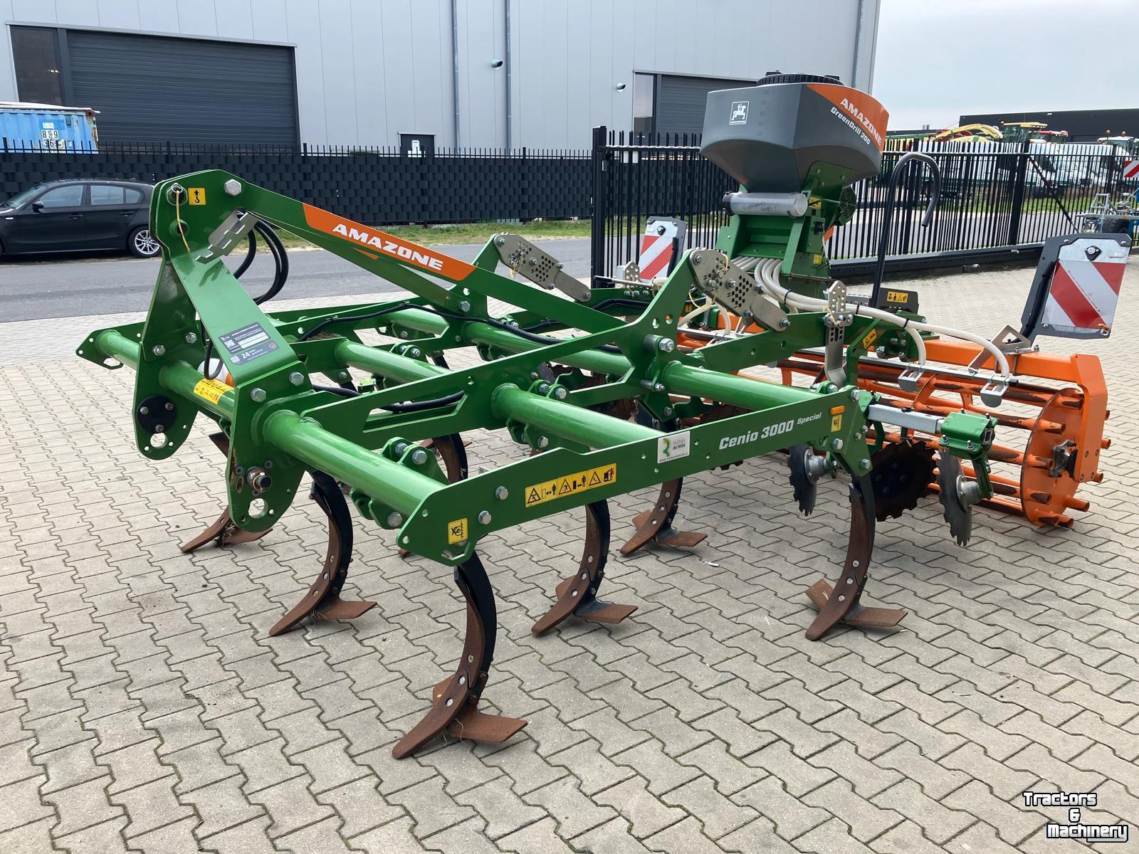 Cultivateur Amazone Cenio 3000 met kooirol SW 600 & GreenDrill 200-E