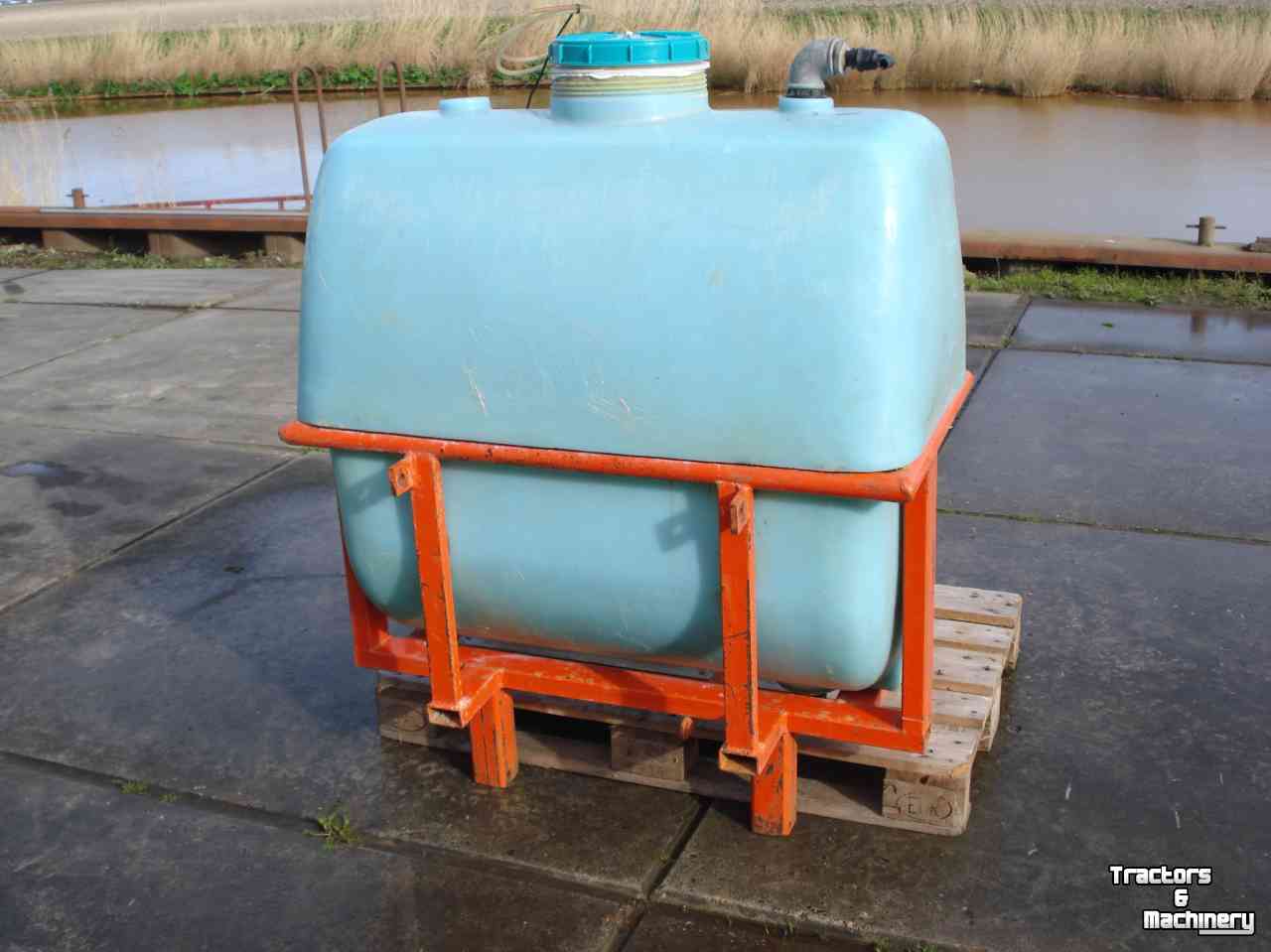 Autres  Watertank