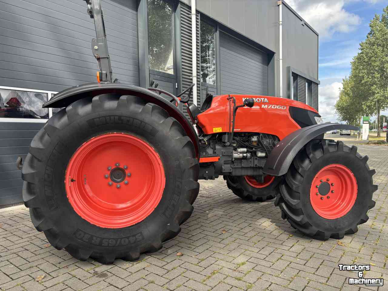 Tracteur Kubota M7060 hydraulic shuttle