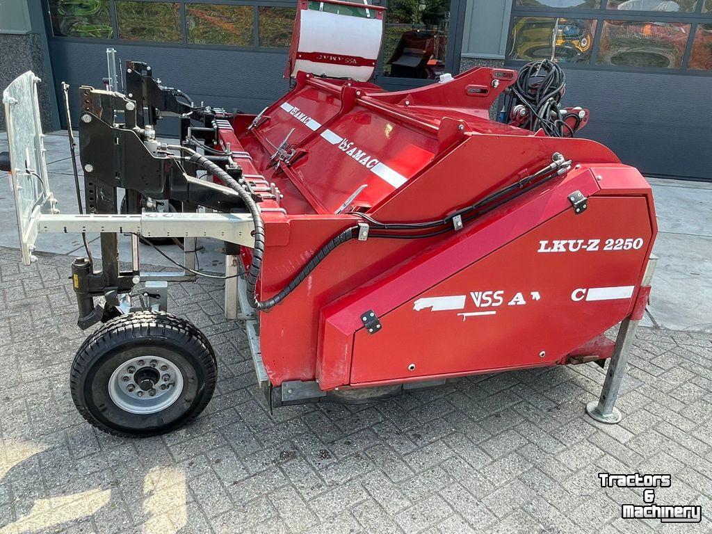 Arracheuse de pommes de terre VSS UIENROOISET VRU 1700