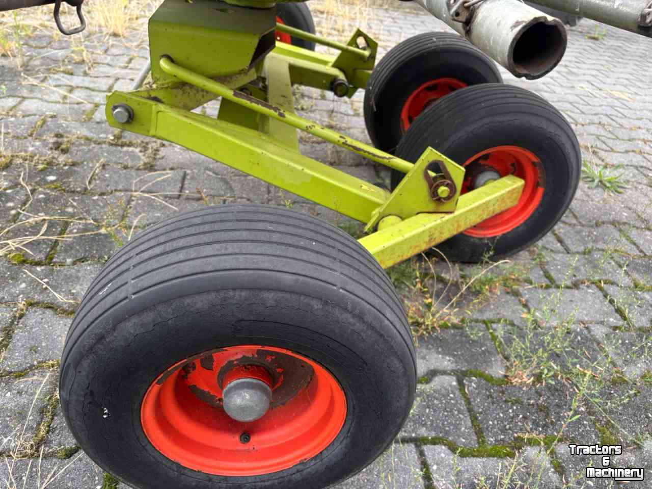 Andaineur Claas Liner 430 S