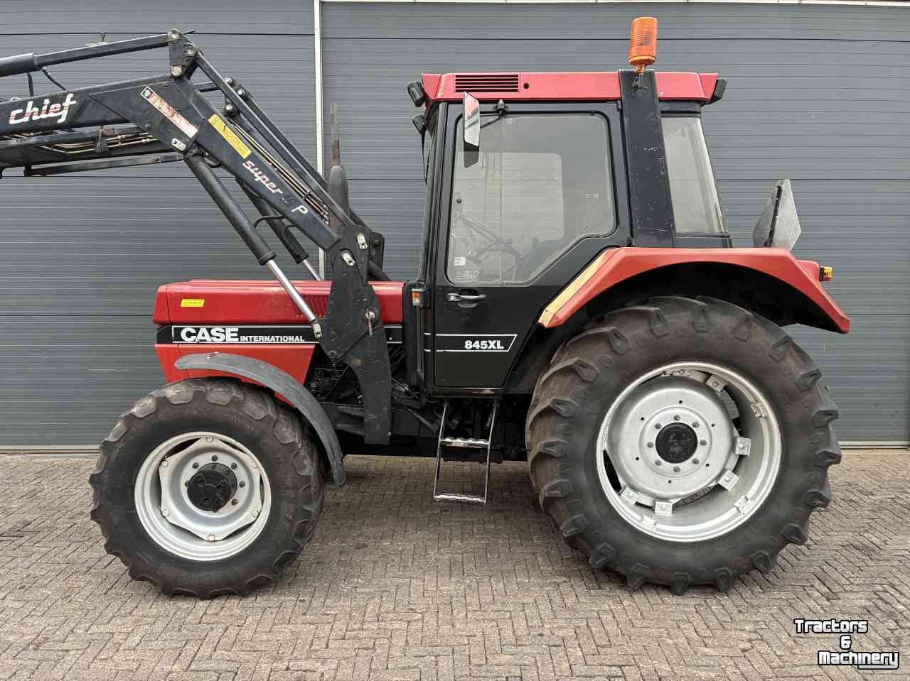 Tracteur Case-IH 845 XLA