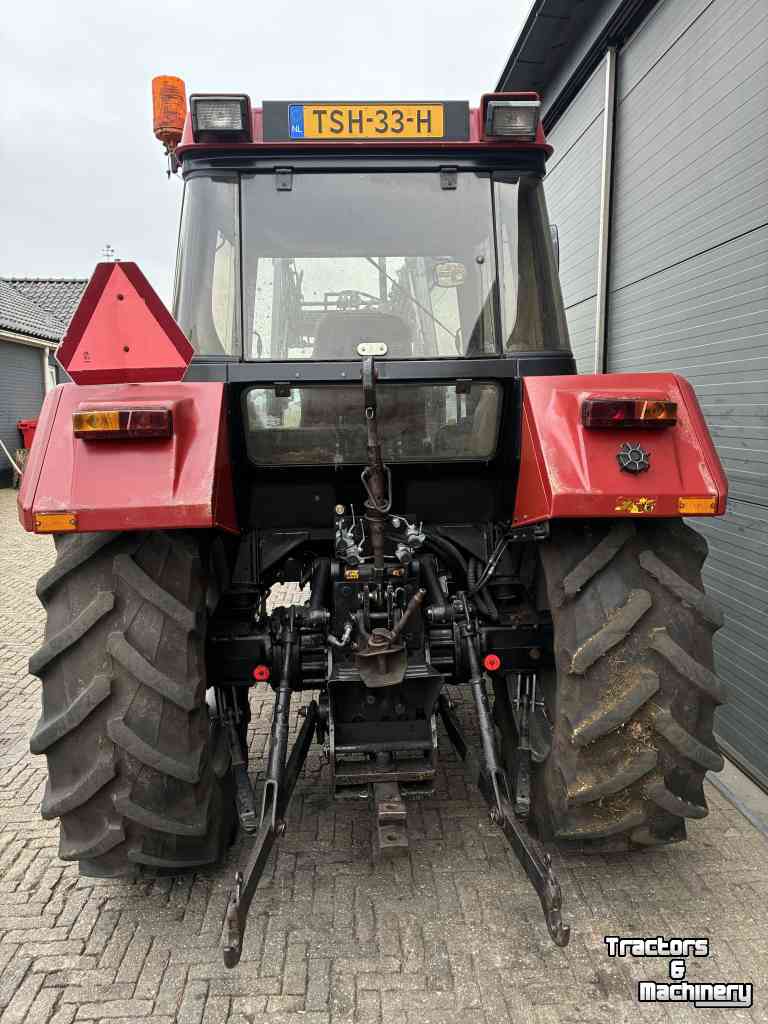 Tracteur Case-IH 845 XLA
