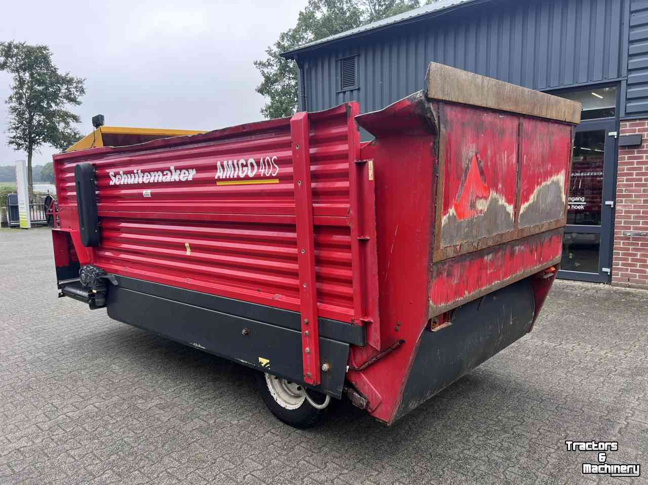 Distributeur de fourrage en bloc Schuitemaker Amigo 40S