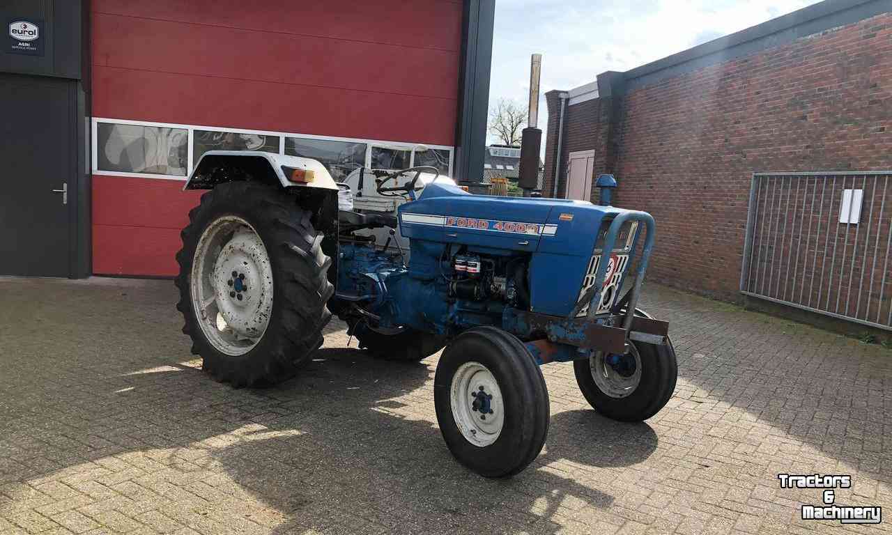 Tracteurs Ford 4000 2WD Tractor