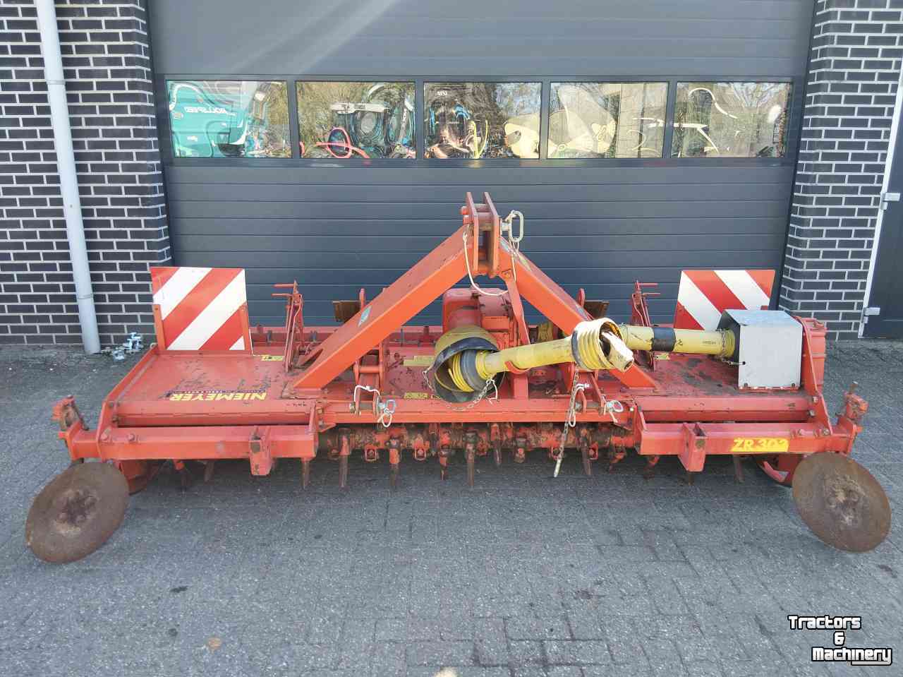 Fraise rotative Niemeyer ZR 303 Grondfrees 3 meter breed  met pakkerwals