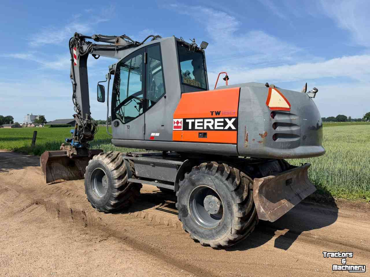 Pelles sur pneus Terex TW160 Bandenkraan