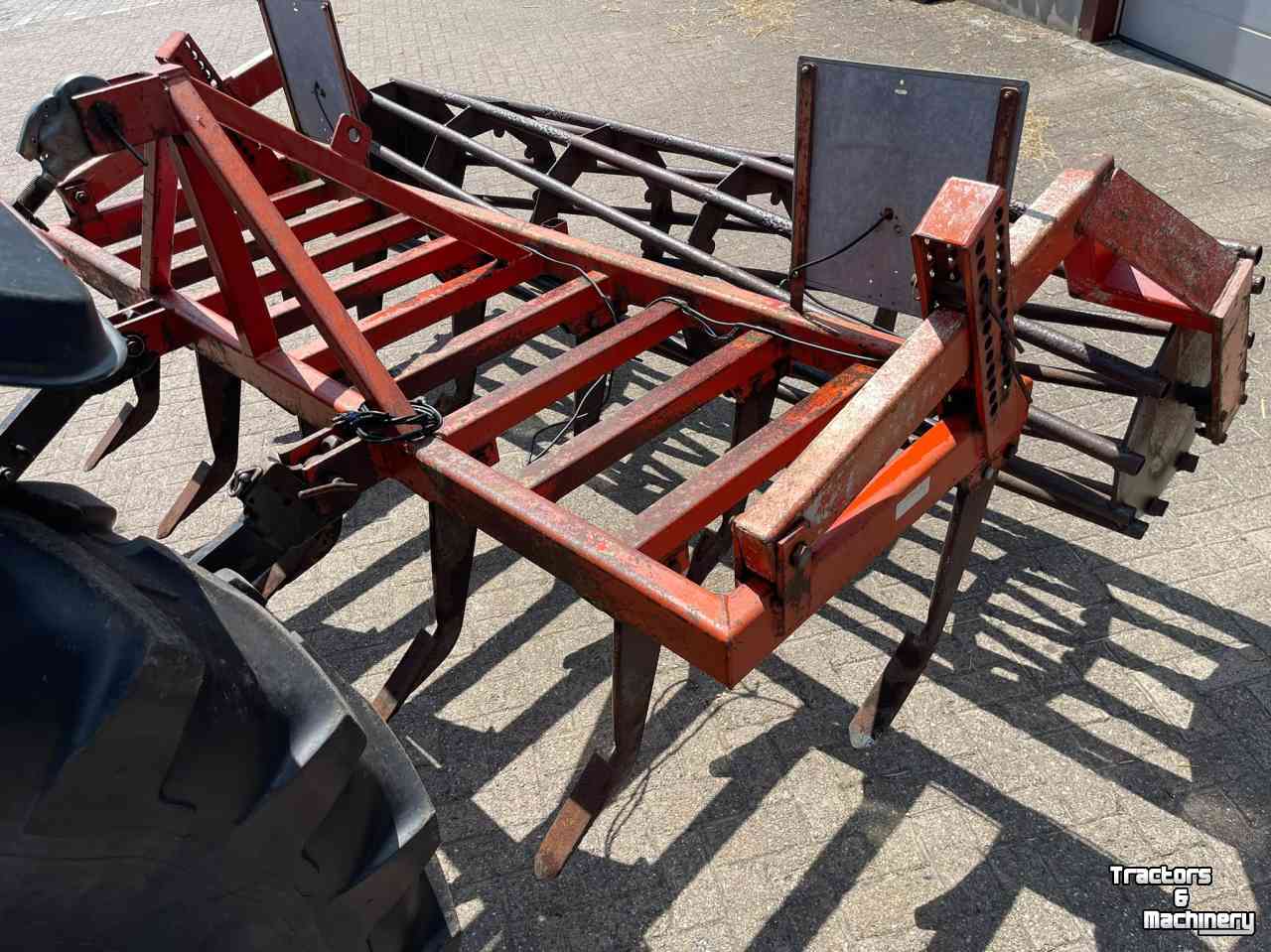 Cultivateur Evers Grubber mit Rohrstabwalze