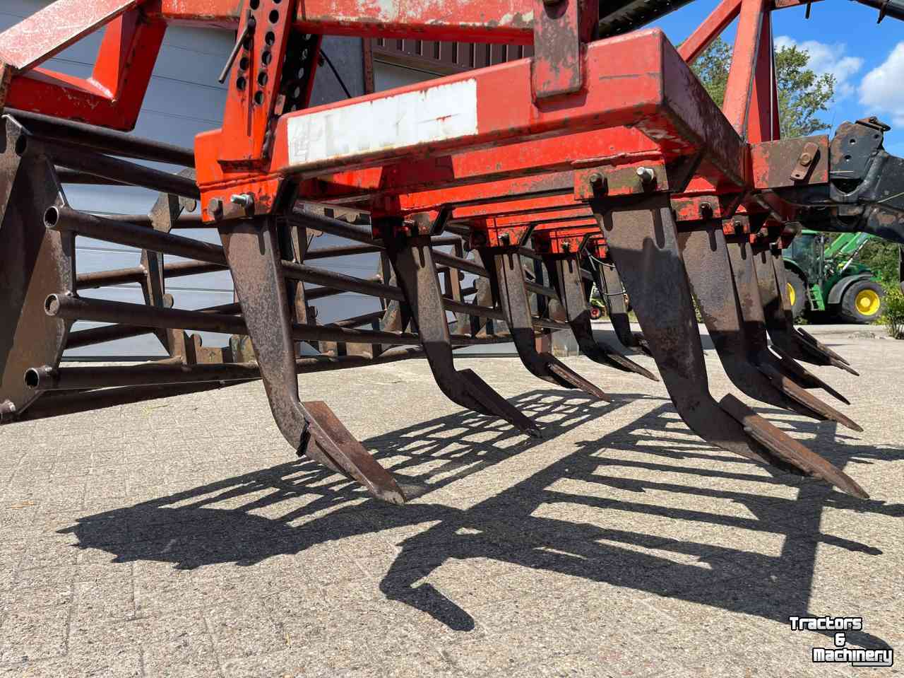 Cultivateur Evers Grubber mit Rohrstabwalze