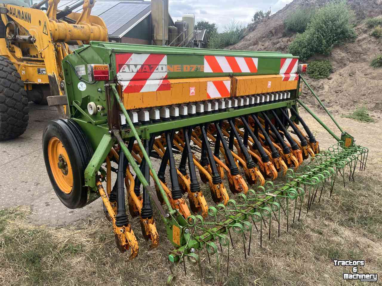 Semoir Amazone D7-300