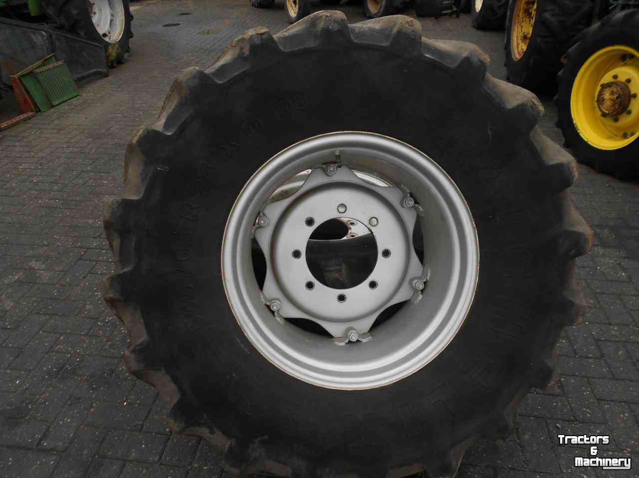 Roues, Pneus, Jantes, Barillets Jumelage Michelin 540/65r24