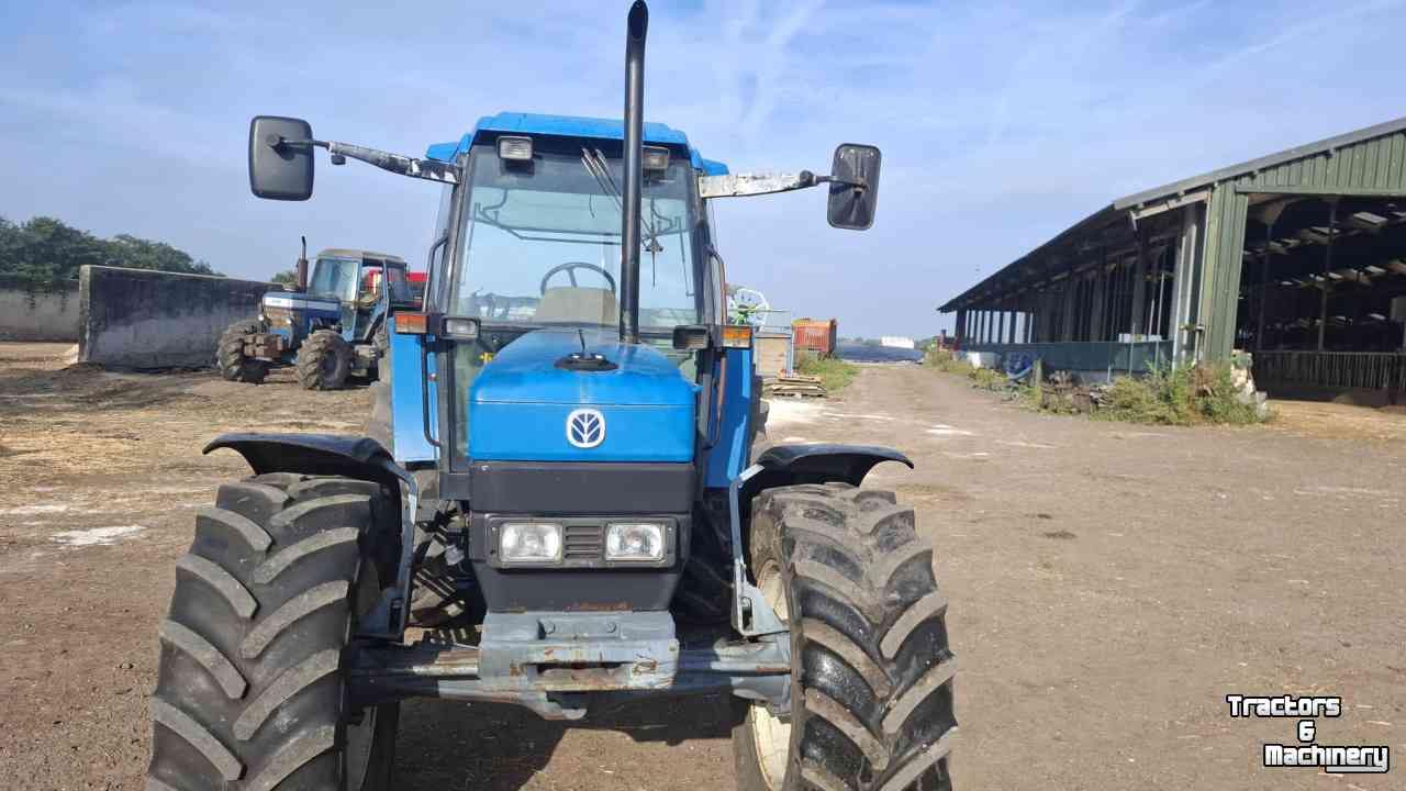 Tracteur Ford 7840