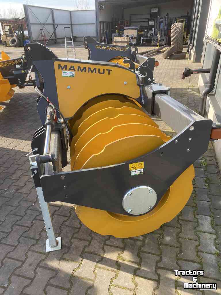 Rouleau packer de silage Mammut SK 250 H kuilverdichtingswals